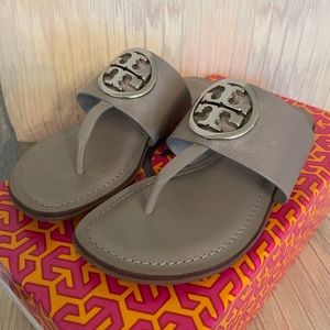 TORY BURCH Benton Band in hard to find Grey Heron w Silver medallions.
